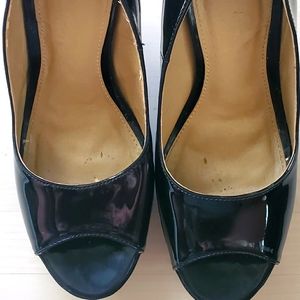 Kenneth Cole Black Heels